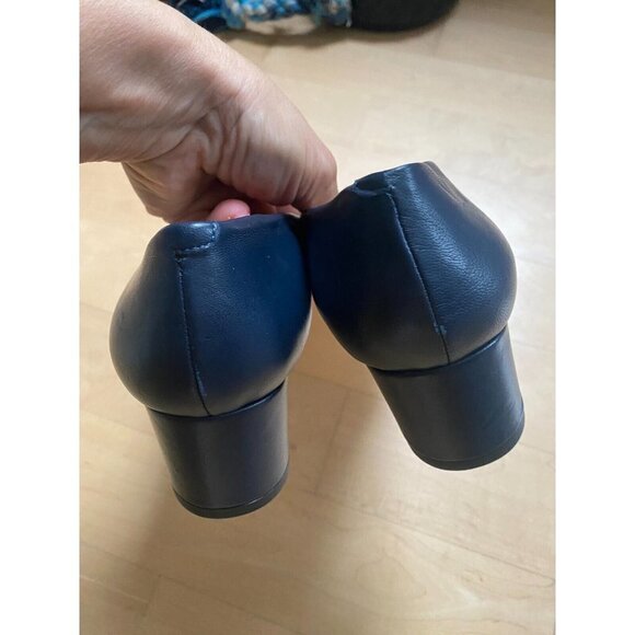 Amalfi by Rangoni BNWT "Paco" navy blue block heel NEW pointed toe pump classic - Picture 5 of 10